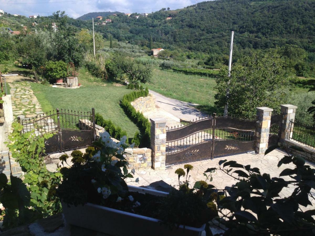 Apartment Wine & Olive Oil Mofardin Koper Room photo